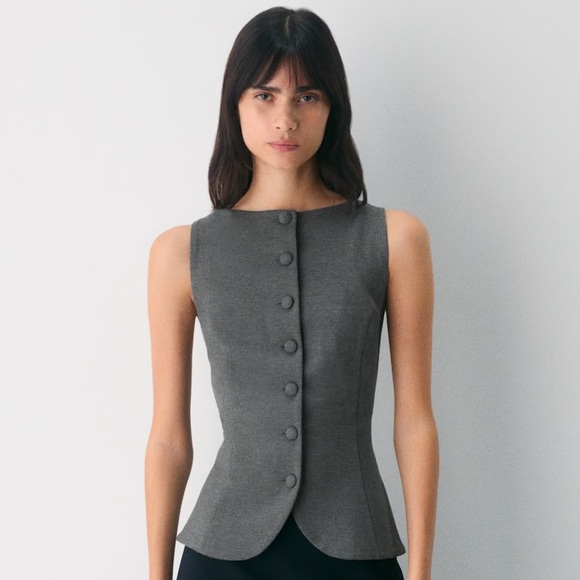 NWT Aritzia Heather Charcoal Risette Vest Size 4 - Picture 1 of 2